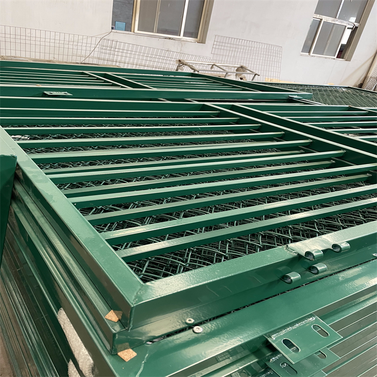 足球場外圍防護網圖片8 足球場外圍防護網圖片8